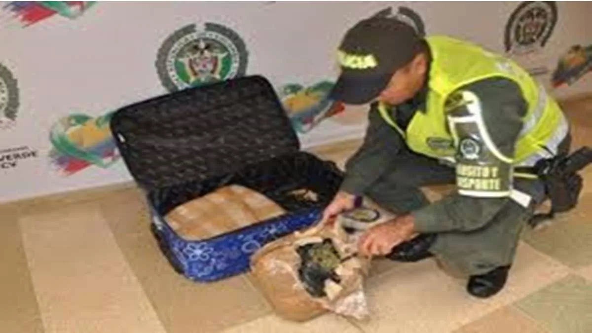 26 kilos de marihuana prensada lista para su distribución incauto la Policía en Villavicencio.